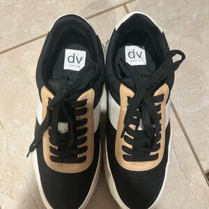 DV by Dolce Vita Black and Tan Sneakers